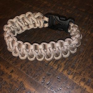 Survival bracelet